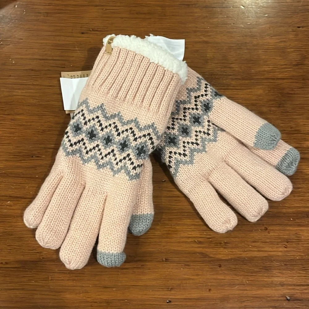 Timberland Winter Pom Hat and Gloves Set new pink Acrylic One Size Women’s